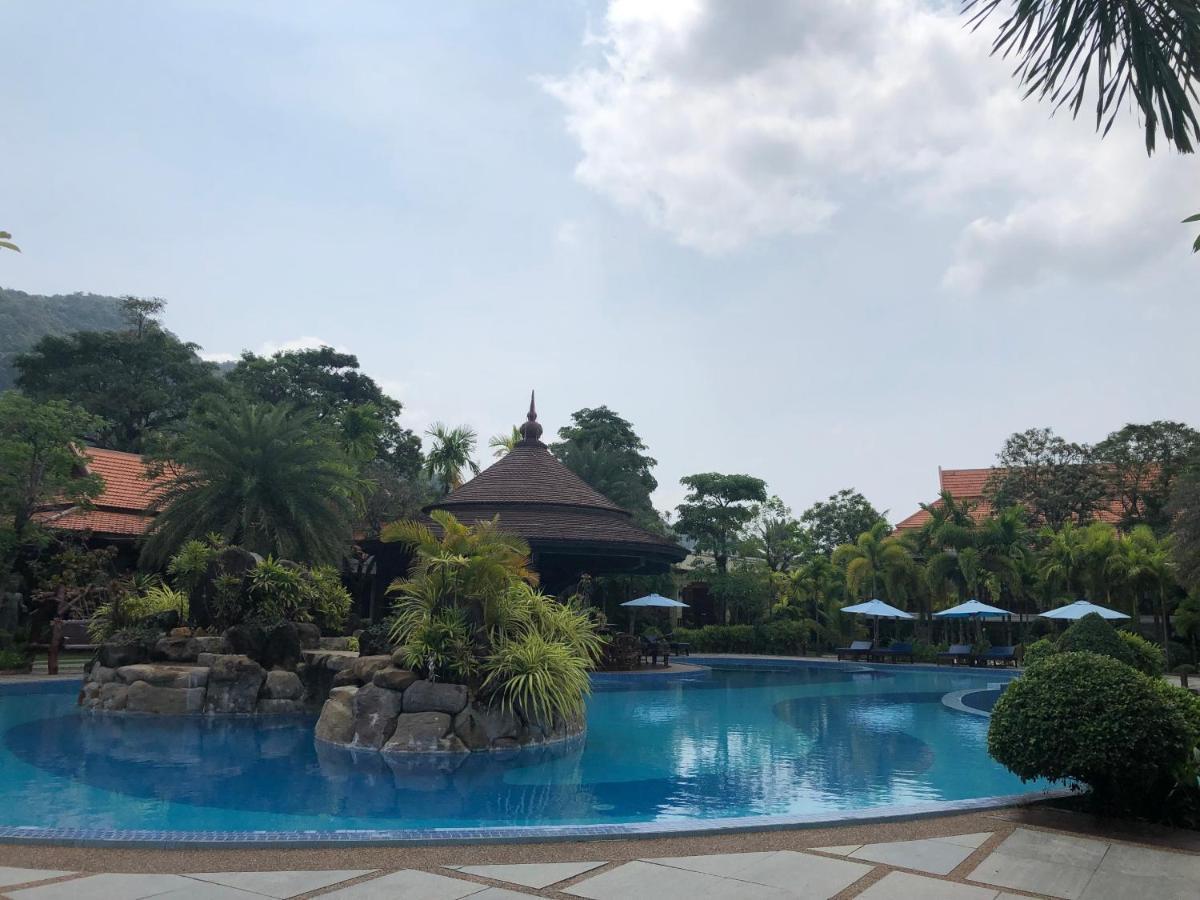Try Palace Resort Kep Exterior foto