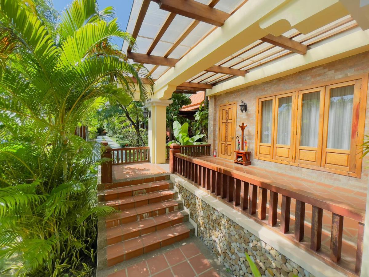 Try Palace Resort Kep Exterior foto