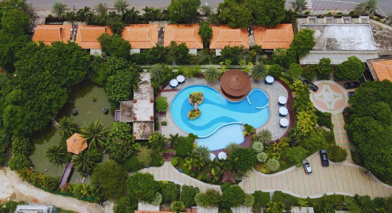 Try Palace Resort Kep Exterior foto